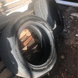 2 Llantas 275/55zR20 $120