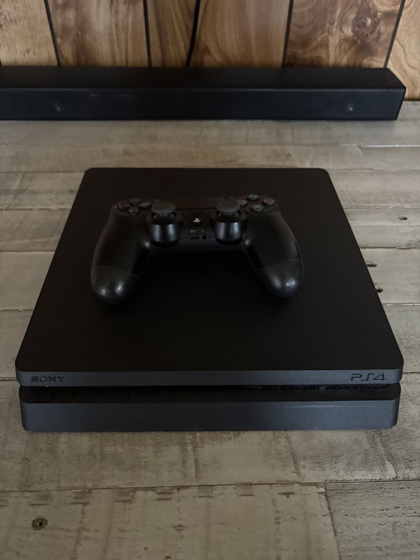 PS4
