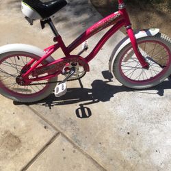 Bycecle Dimond Back Mini De La Cruz For  Sale 60:00 Dollars  Firm Price Good Condition  16  Inches  Tires Ready To Be Ridden 