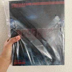 Mezco Predator