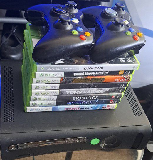 Xbox 360 250GB With Games And Controllers 