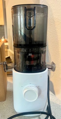 Nama J3 Cold Press Juicer – Excellent Condition – $499 Retail