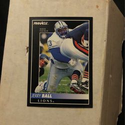 PinnAcel 1982 Football Card 