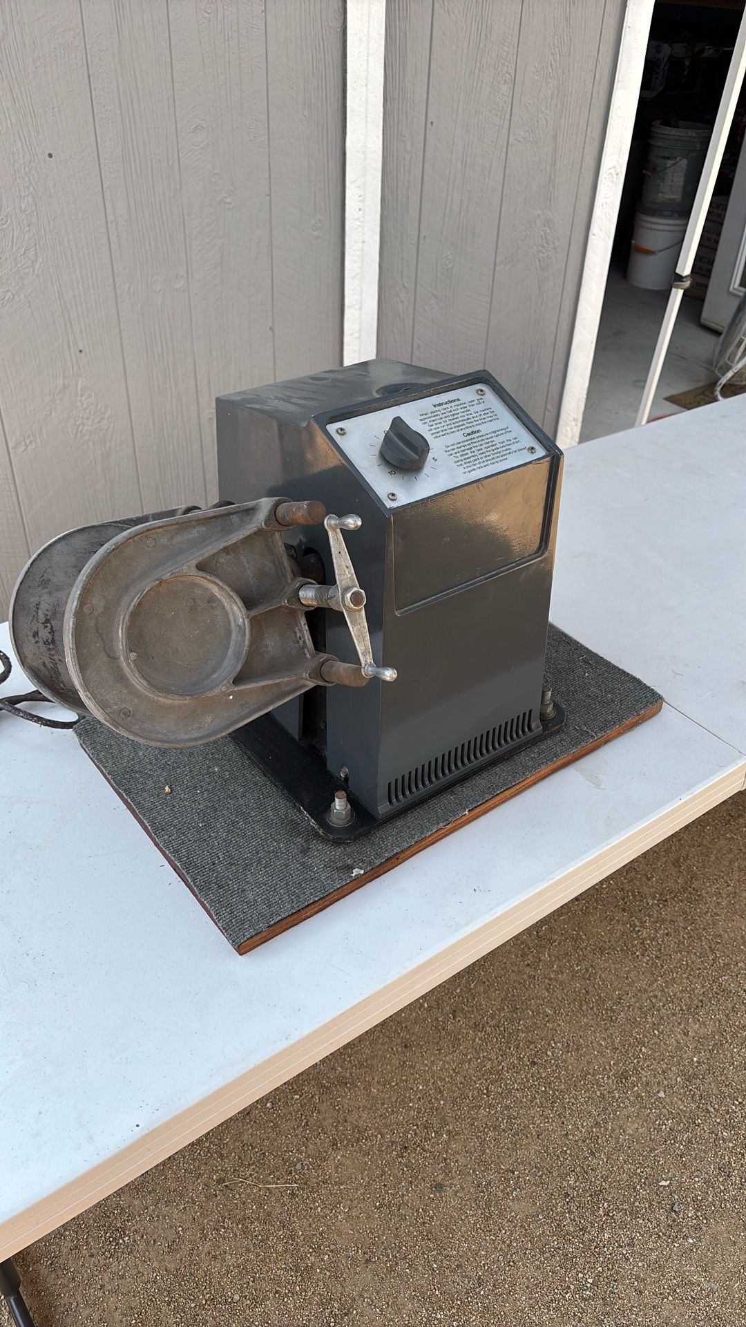 Red Devil 1 Gallon Paint Mixer/ Conditioner 