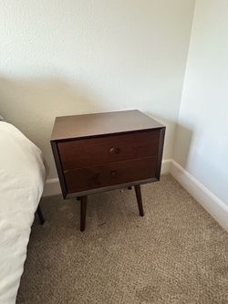 2 matching Night stands