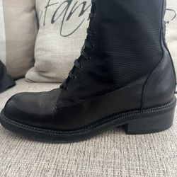 Black leather women's high lace-up boots size 7 1/2