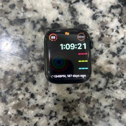 Apple Watch Series 8