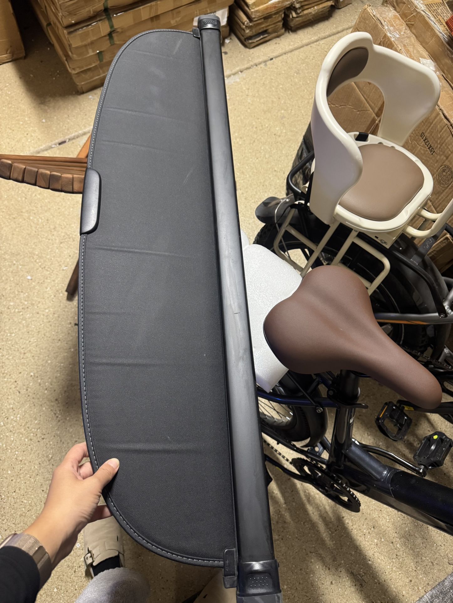 Original accessories Cargo Cover Suit For RX 350…