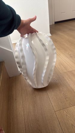 Ceramic vase