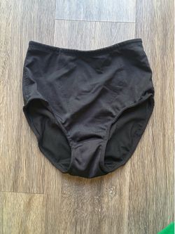 Swimming Black Bottom