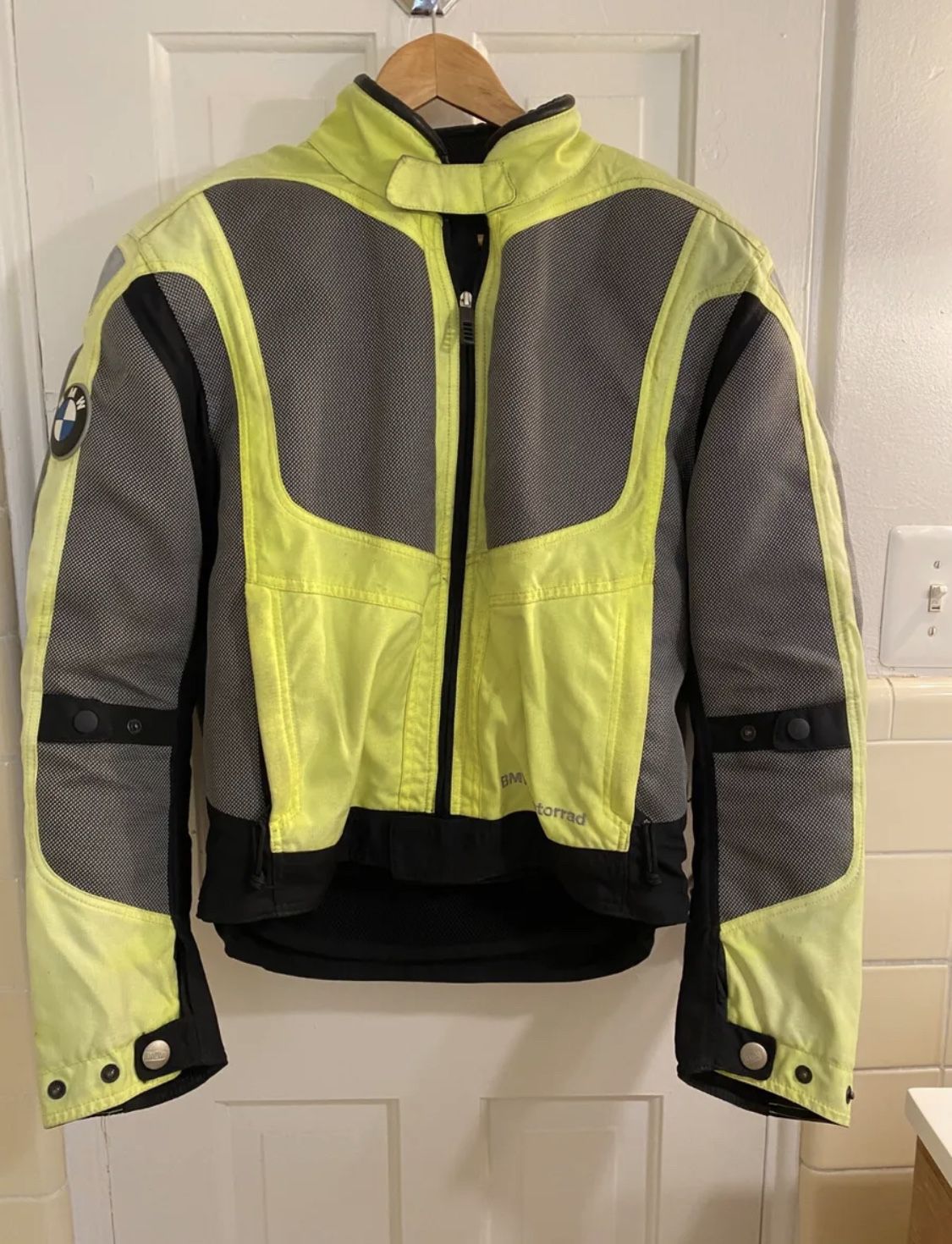 BMW Motorcycle Airshell jacket Male Size XXL 2XL for Sale in Tujunga ...