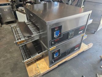 CTX DZ331 Countertop Double Stack Electric Conveyor Pizza Oven Excellent Condition.