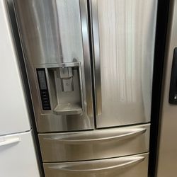 Lg  French Door Refrigerator 