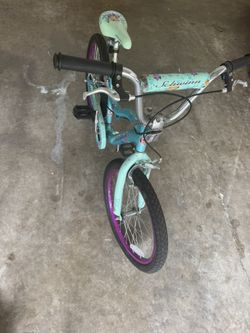 Girls 20” Schwinn Deelite Bike
