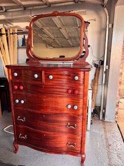 Vintage Solid Wood Dresser with 6 Drawers and Mirror