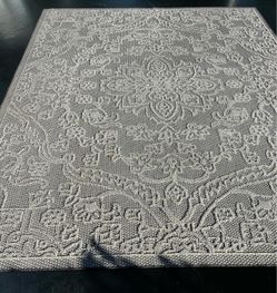 Nautica 7’10x10 Outdoor / Indoor Grey Medallion Area Rug