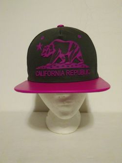 California Cali Bear Republic snap back hats flat bill.