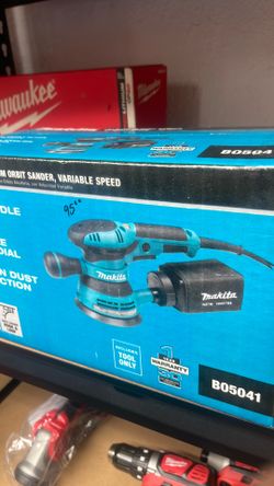 New Makita 5” random orbit SANDER variable speed  corded - pick up only