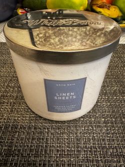 White Barn Linen Sheets Candle