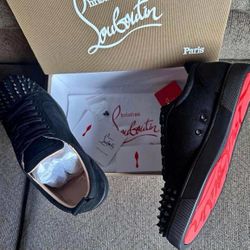 Men’s Sneakers Size 11