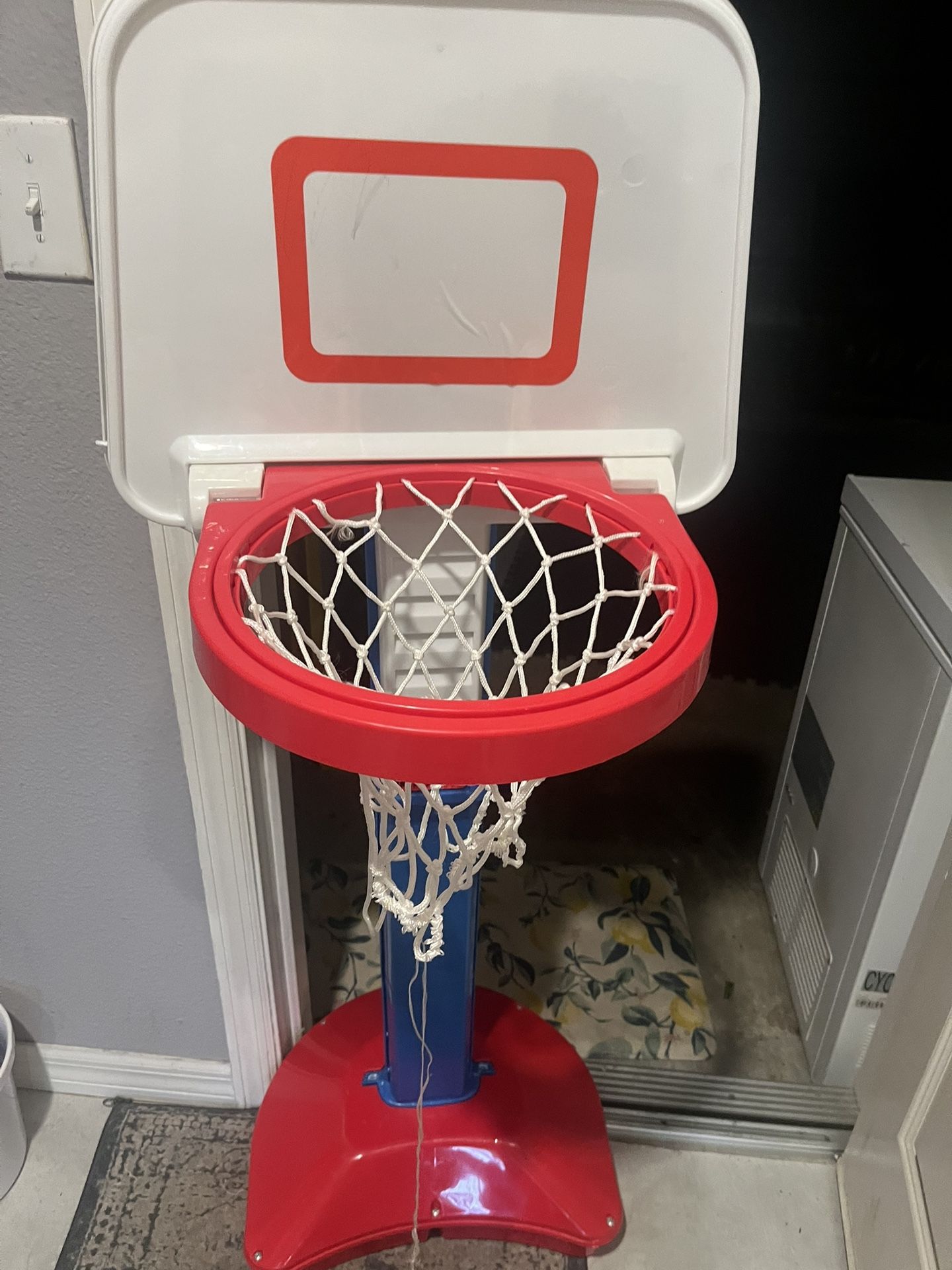 Kids Basketball Hoop