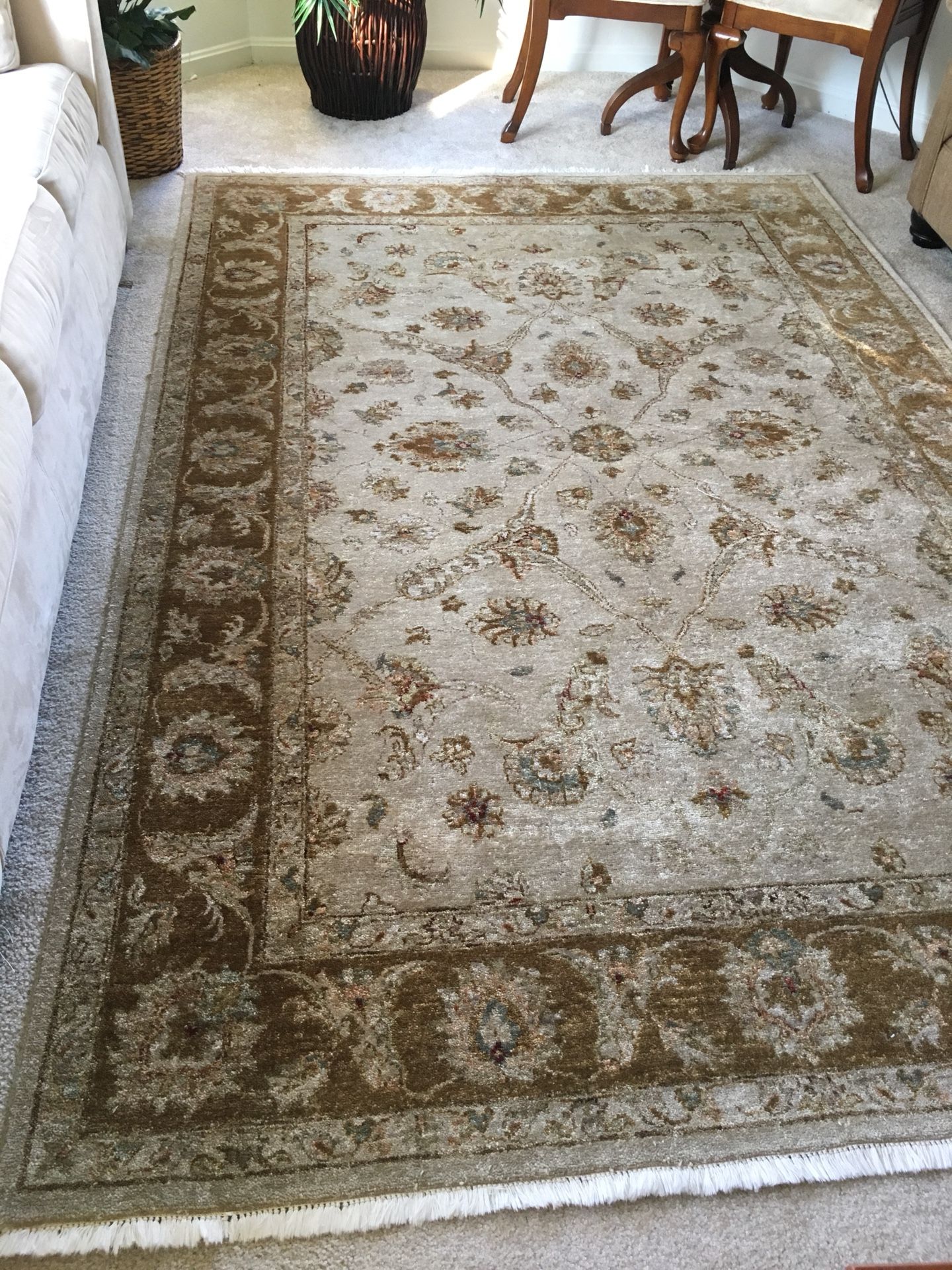 Large Ethan Allen hand woven Persian wool rug 10x7