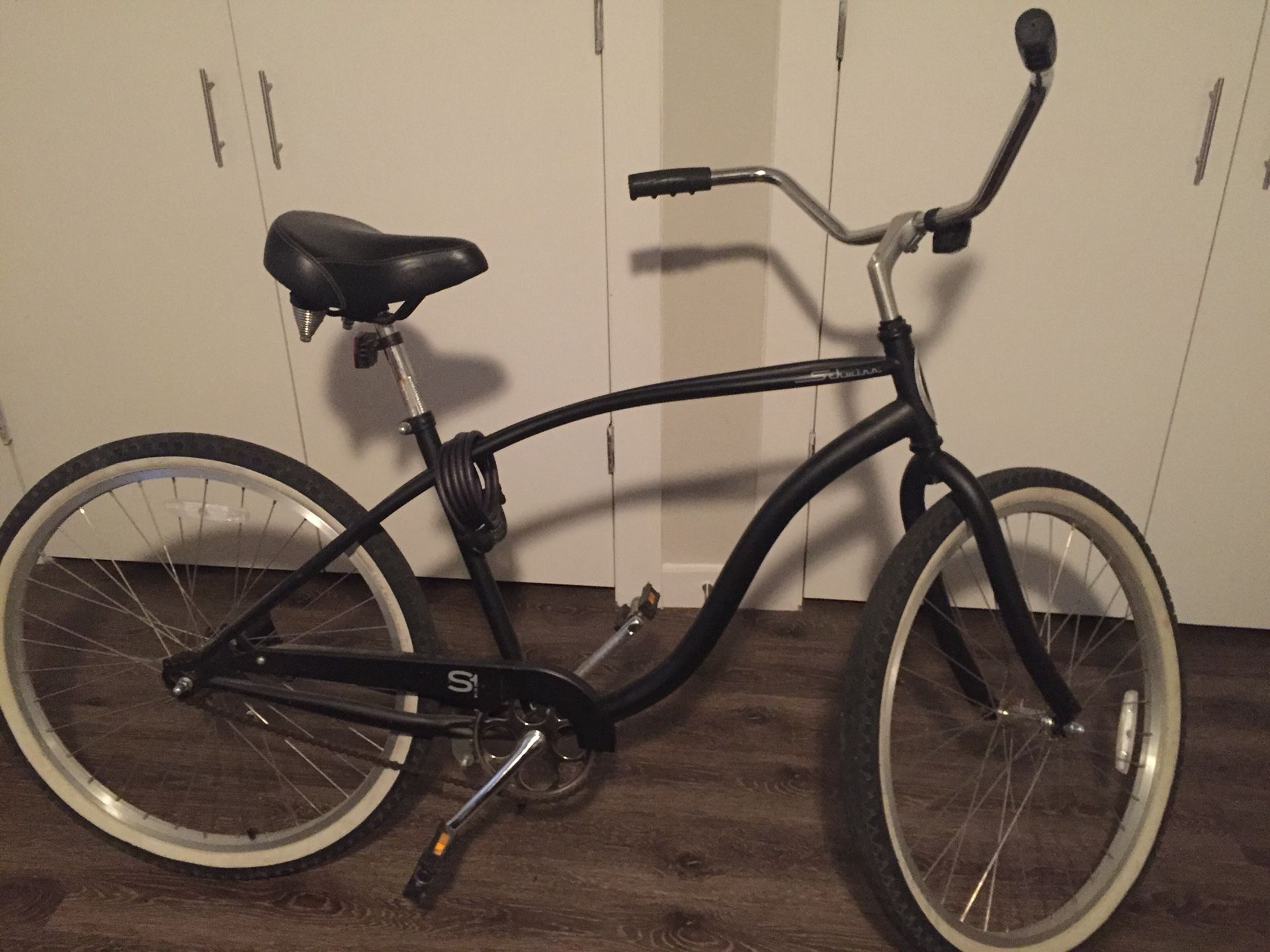 Schwinn curser bike