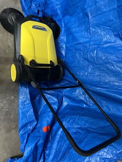 Push sweeper