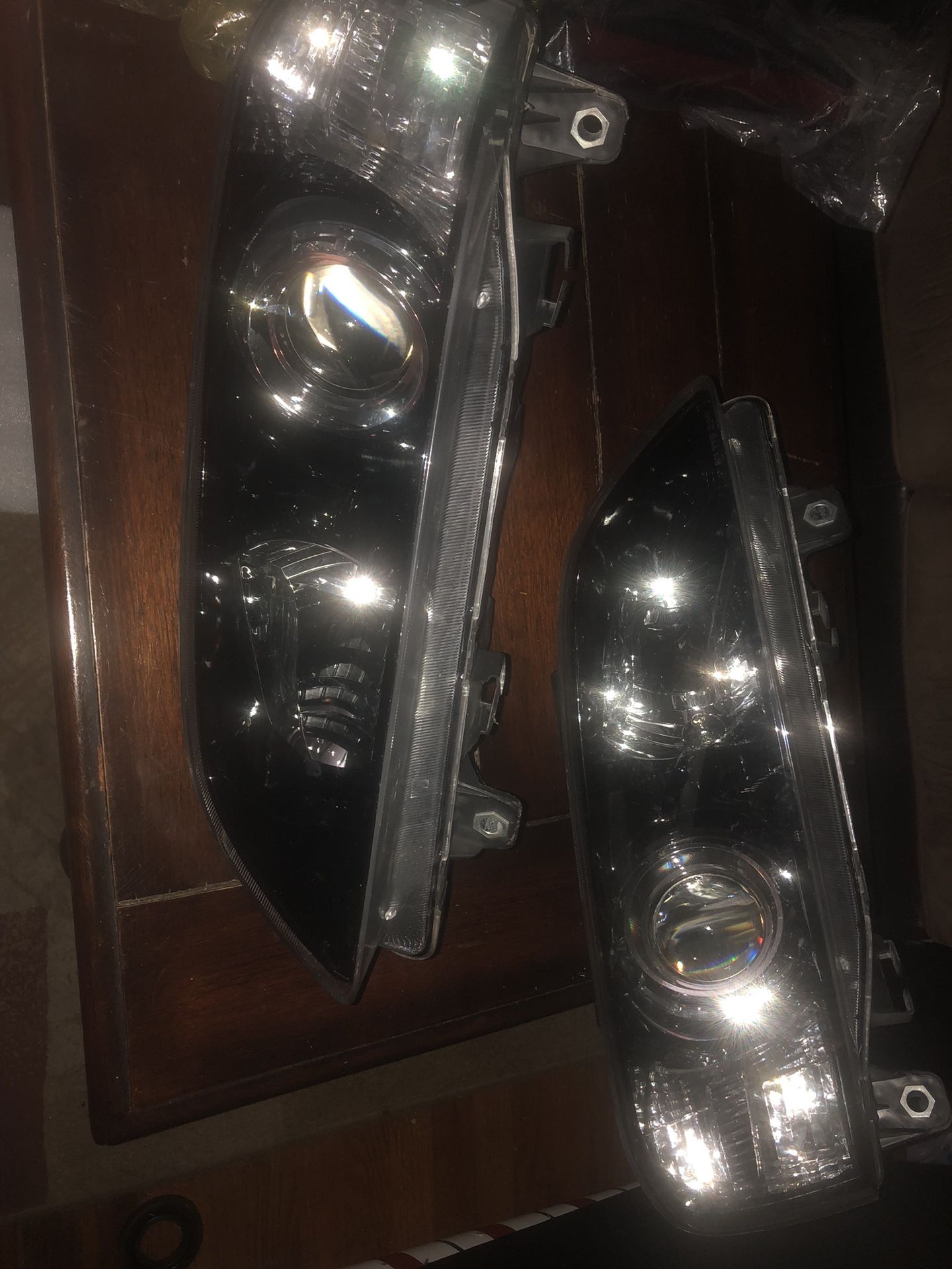 Pontiac G8 Headlights