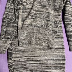 Bebe Small Petite Grey Sweater Top N Skirt