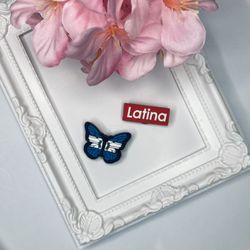 Latina El Salvador Flag Butterfly Shoe Charms 