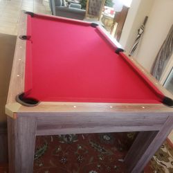 POOL TABLE - Hathaway Combination Pool Table, tennis table, and dinning table.