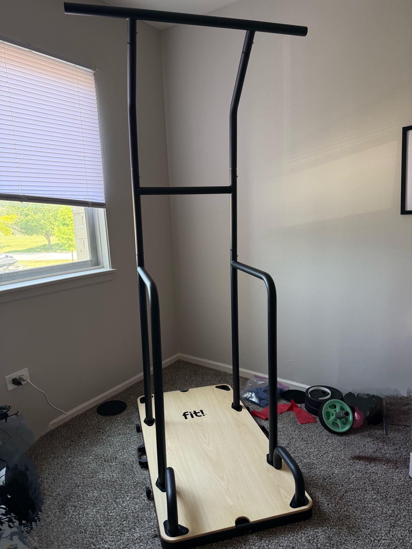 Pull Up Bar