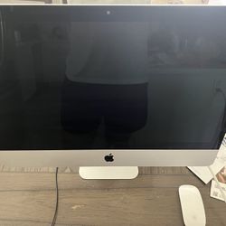 iMac For Sale (Excellent Cond)