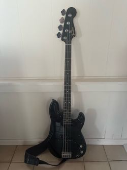 Fender Player Precision Bass 2022 (Made in Mexico) - Black