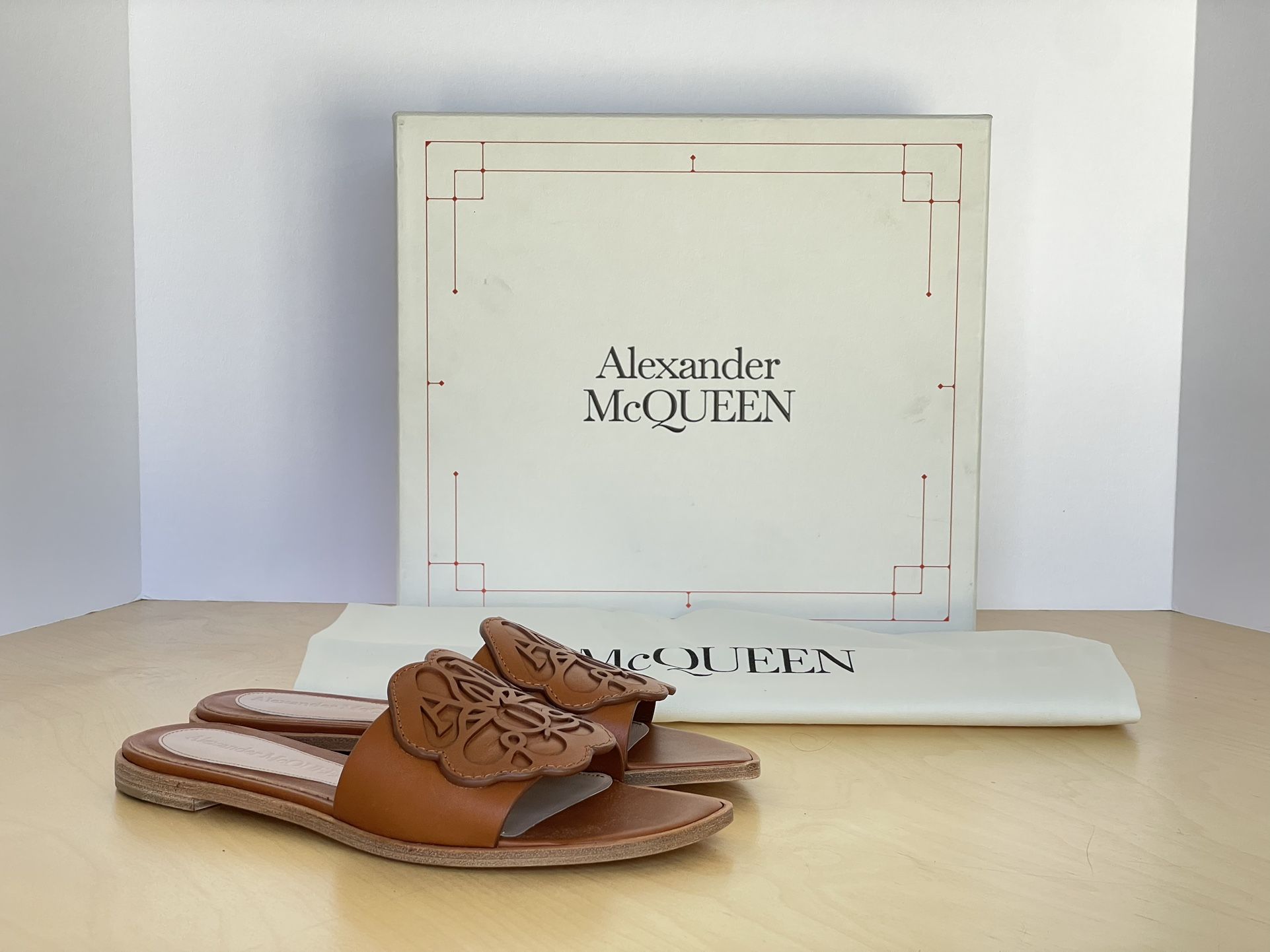 Alexander McQueen Leather Signature Slide Sandals NIB