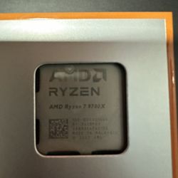 AMD Ryzen 7 9700x 8-core 16 Thread 65 W AM5