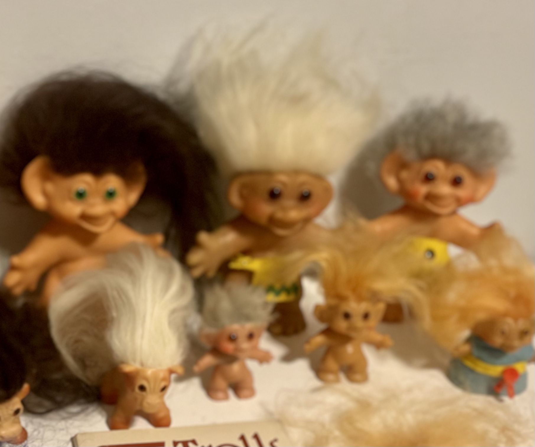 Lot of 12 vintage Dam Troll Dolls & Price Guide Book
