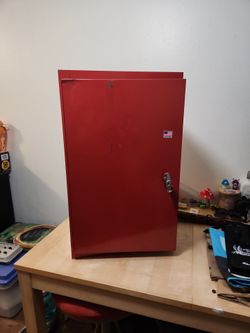 Sears Craftsman USA  Red TOOL Chest Locking Hang On Side Cabinet