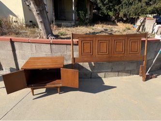 Bedroom set table and headboard - Solid wood
