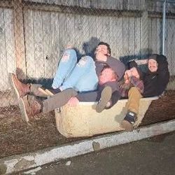 Free Claw Foot Tub, Needs Feet