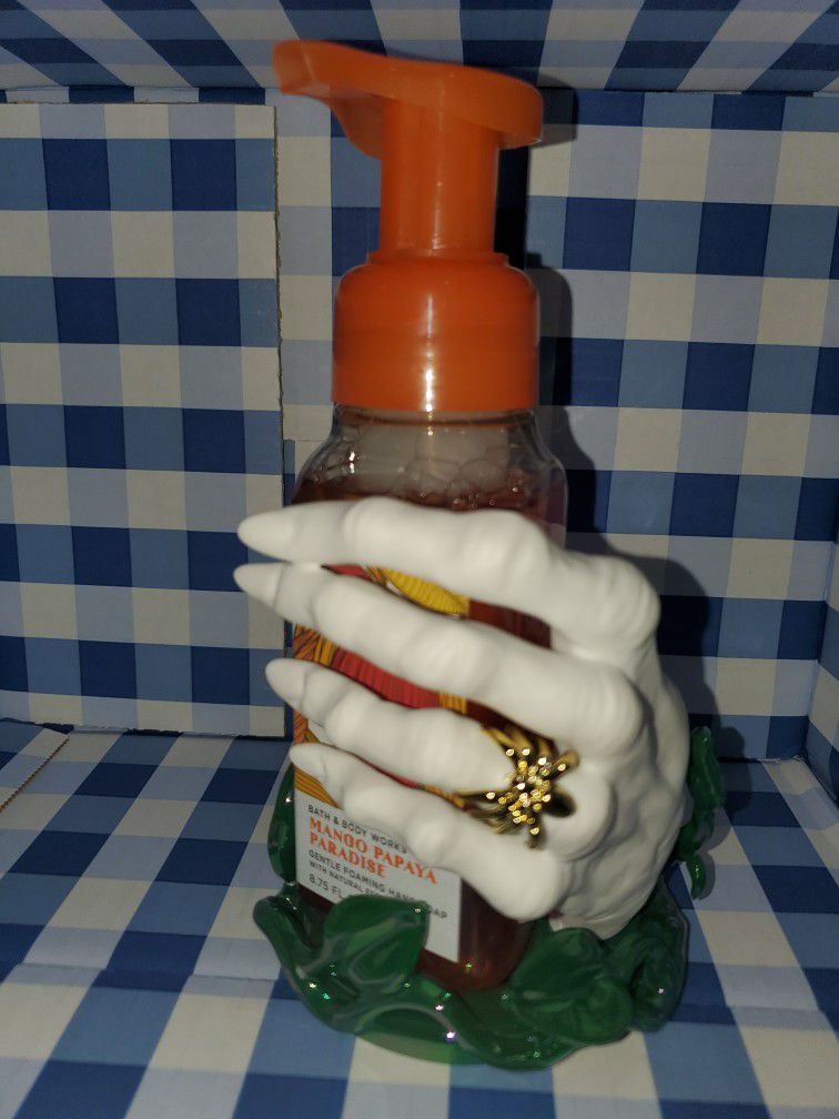 Bath and Body Works Halloween 2022 Ivy Hand Soap Holder