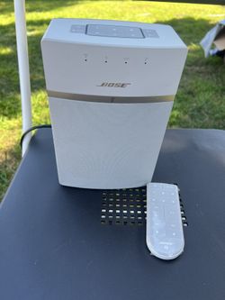 Bose SoundTouch 10 Bluetooth Wireless Music Speaker System Model 416776 - White