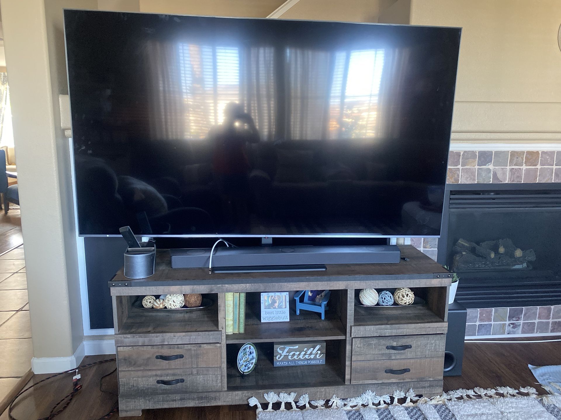 86 Inch LG Smart TV