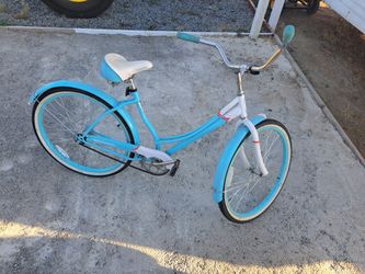 Shwinn Legacy Beach Cruiser