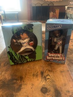 Dodgers bundle deal bobble heads