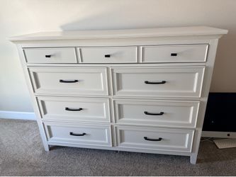 Living Spaces White 7-Drawer Chest and 2-Drawer Nightstand