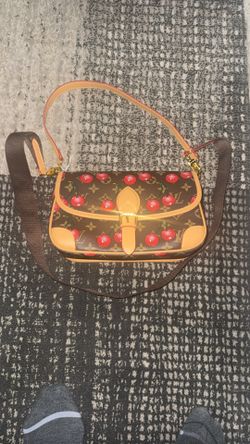 Shoulder bag cherries