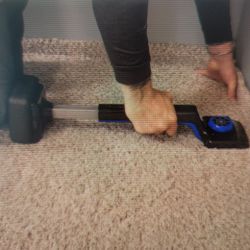 Carpet Knee Kicker