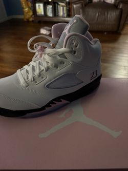 Jordan 5s Soft Pink Size